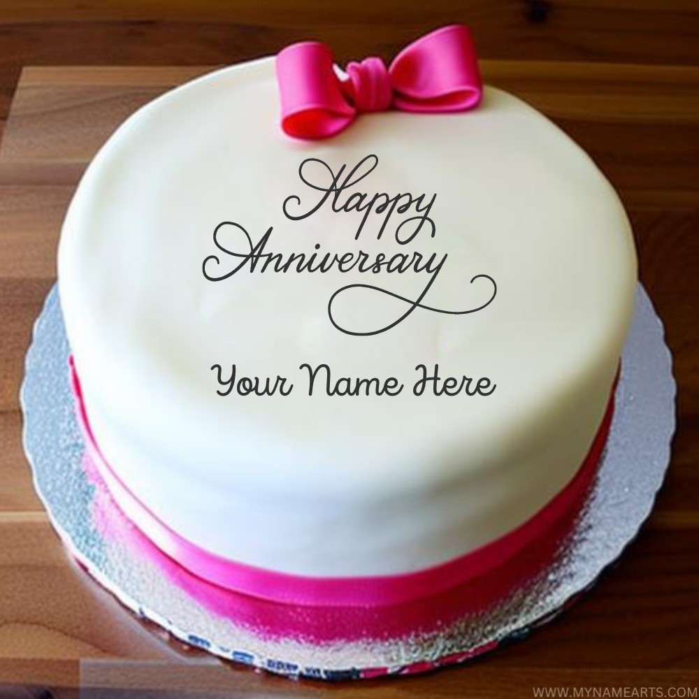 Romantic Anniversary Cake With Couple Name